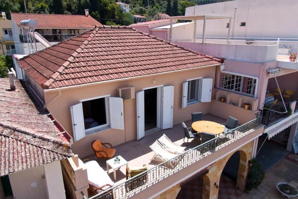 Ferienwohnung Casa Di Vito, 10M From Sami'S Main Square Exterior foto